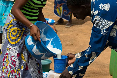 Burkina Faso : la voie lactée des femmes de l’Oubritenga, une filière lait locale, durable et inclusive pour renforcer la résilience des éleveuses burkinabés