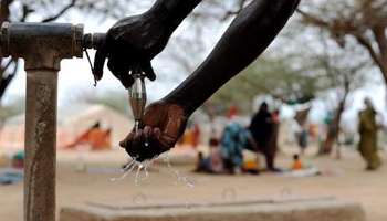 Burkina Faso : prolongement du réseau de distribution d’eau pour des lieux publics avec la Fondation Véolia.