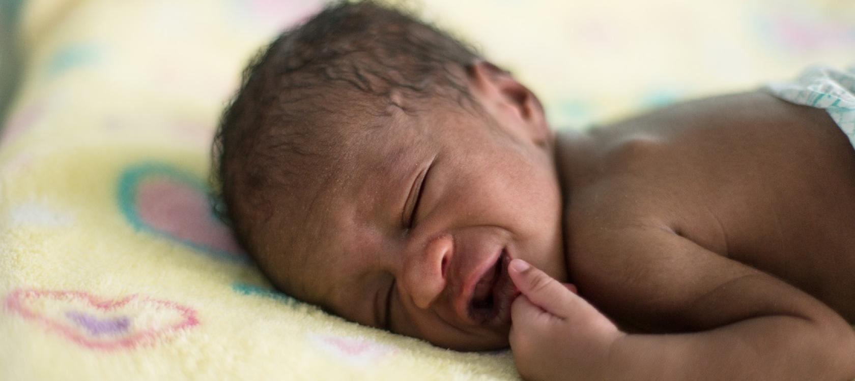 Une couveuse 100% made in Cameroun pour les bébés prématurés