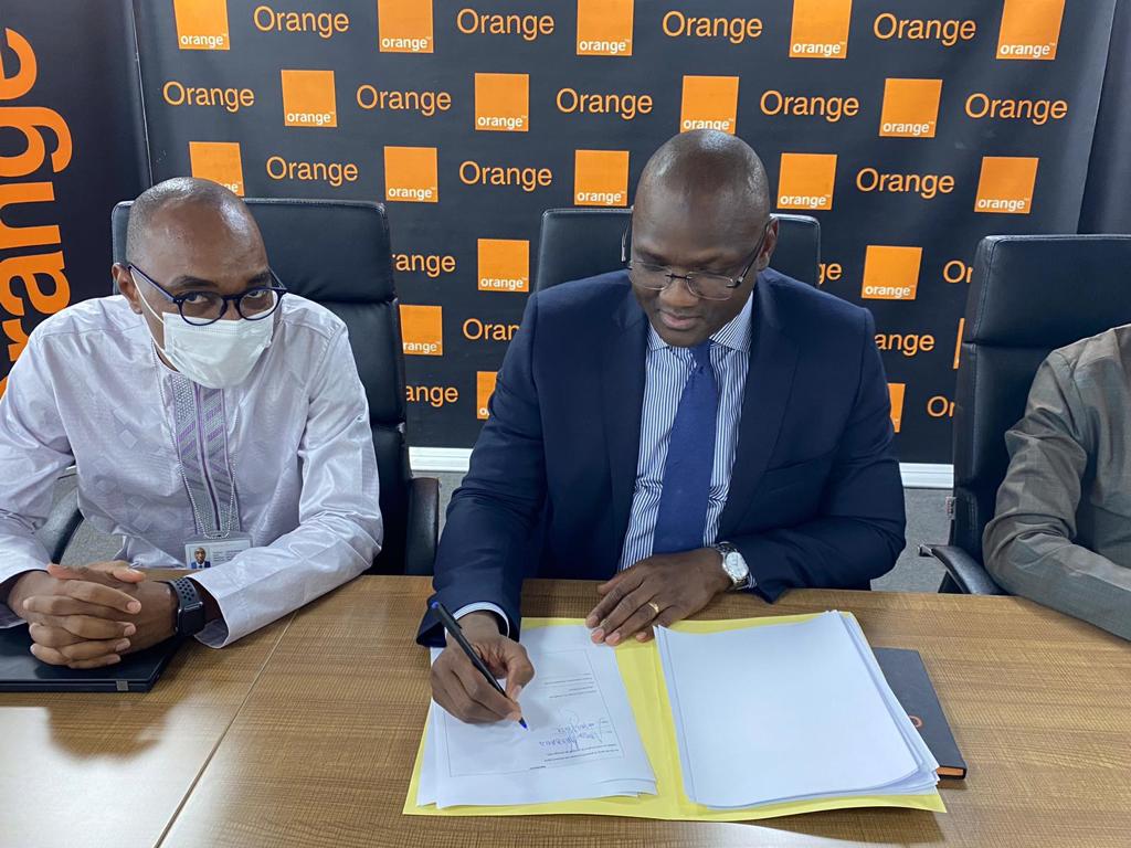 Orange RDC et NuRAN s’accordent pour construire 2000 sites et apporter les services de téléphonie mobile à plus de 10 millions de personnes précédemment non desservies