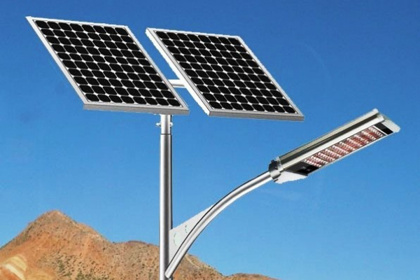 Électricité pour tous : Le Togo s’apprête à installer 50.000 lampadaires solaires dans plusieurs villages
