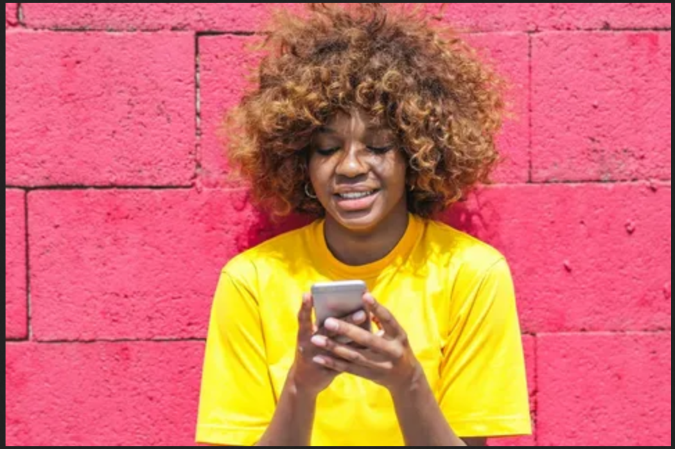 StarNews Mobile et Orange s’associent pour débloquer l’accès à des contenus vidéo provenant de créateurs locaux en Afrique francophone