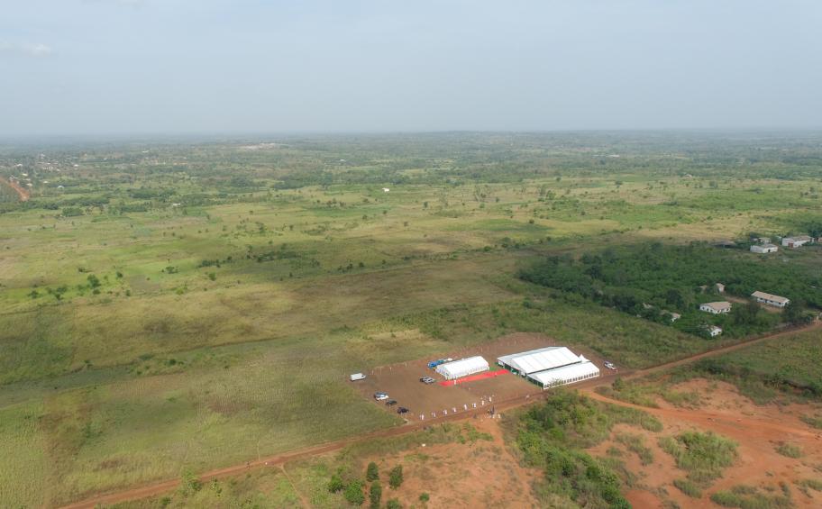 Eiffage Énergie Systèmes construit la plus grande centrale solaire du Bénin dans le village d’Illoulofin