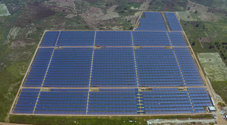 ENGIE, Meridiam et FONSIS mettent en service deux centrales solaires au Sénégal