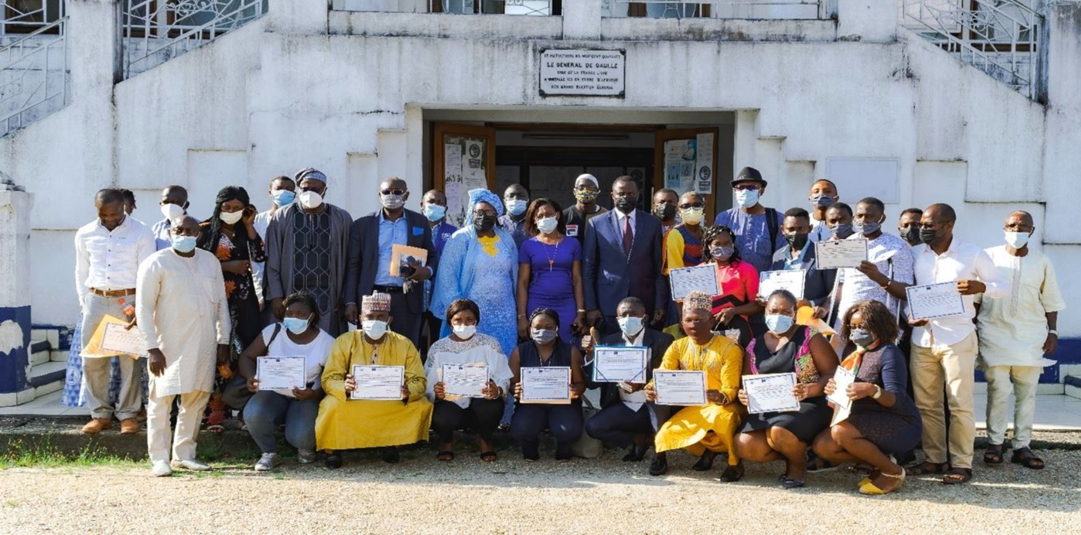 Cérémonie de remise d’attestations de fin de formation aux lauréats de la 1ère session du Centre d’Incubation Pilote CCIMA Cameroun du programme européen ARCHIPELAGO