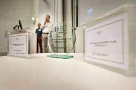 Le programme Challenge+ de HEC Paris a été officiellement lancé en Afrique