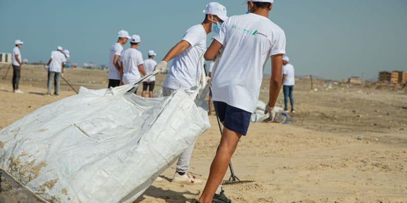 ÉGYPTE : Lafarge Holcim collecte des déchets plastiques sur les plages égyptiennes