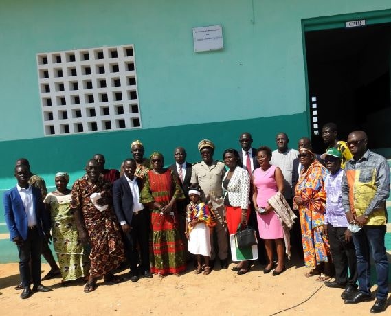 La SODECI, filiale ivoirienne d’Eranove, réhabilite l’école primaire publique du village de Nouamou
