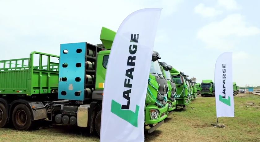 Lafarge Africa met en place des camions au gaz naturel pour promouvoir l’énergie propre
