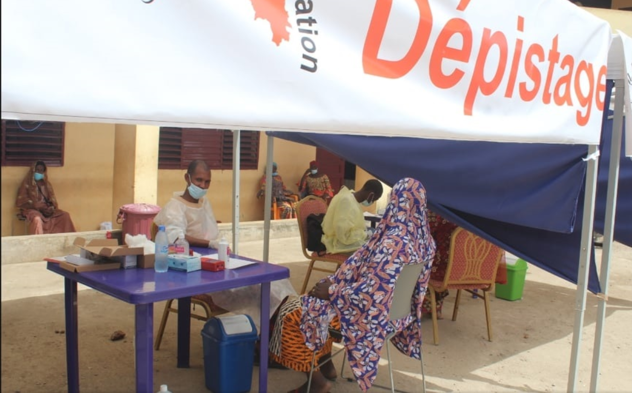 La Fondation Orange Guinée assiste les personnes du 3ème âge contre le diabète et l’hypertension