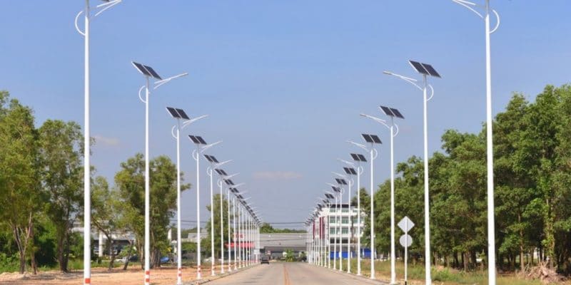 Sénégal : Fonroche décroche un contrat de 121 M€ pour 67 000 lampadaires solaires
