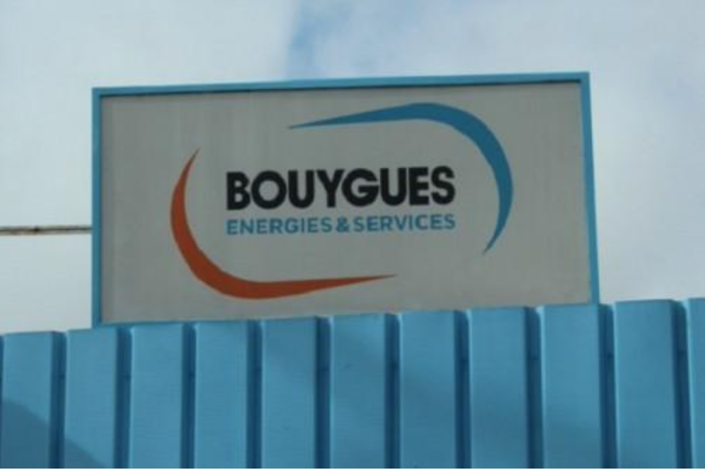Barrage de Nachtigal : le Français Bouygues salué pour avoir livré les lignes de transport six mois à l’avance