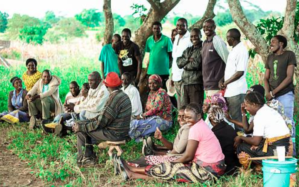 En Zambie, le projet d’assistance internationale pour la sauvegarde de la poésie de Kuyabila débute avec l’Unesco
