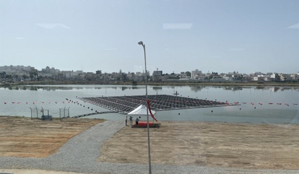 Inauguration de la première centrale solaire flottante d’Afrique du Nord et du Moyen-Orient