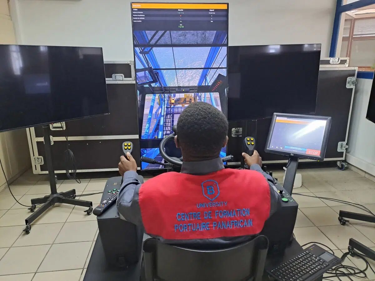 Bolloré Transport & Logistics Côte d’Ivoire acquiert son 1er simulateur dédié à la formation des métiers portuaires