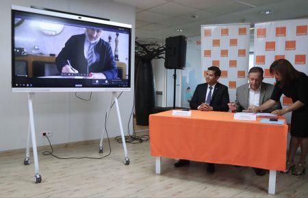 Orange signe un accord de 10 ans avec NuRAN Wireless pour accélérer la couverture des zones rurales de Madagascar