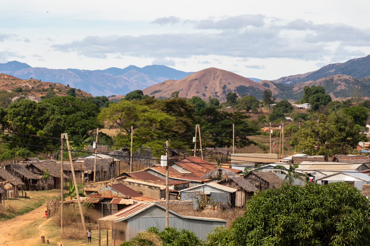 La société malgache WeLight lève 20,6 millions $ pour connecter 45 000 foyers et entreprises à l’électricité, d’ici 2 ans