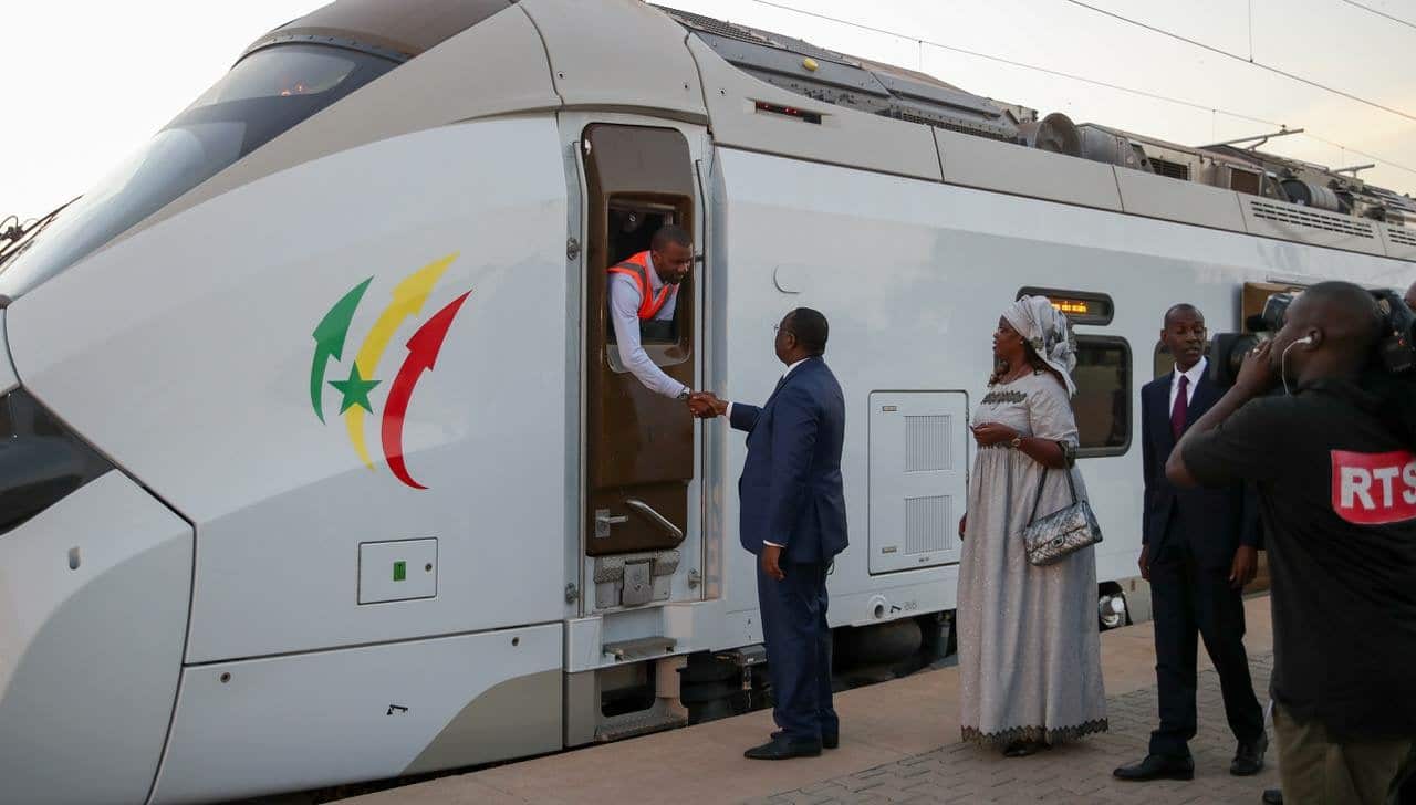 Train rapide de Dakar : le Sénégal renégocie son contrat avec la SNCF