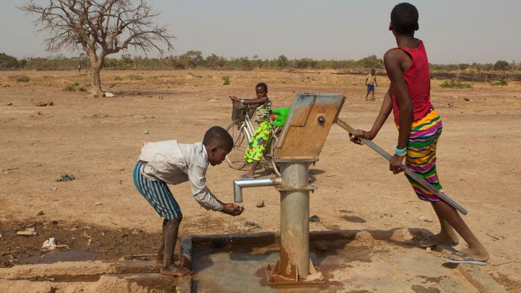Burkina Faso : 184 millions $ de la BAD pour financer six projets dans les secteurs de l’eau et de l’agriculture