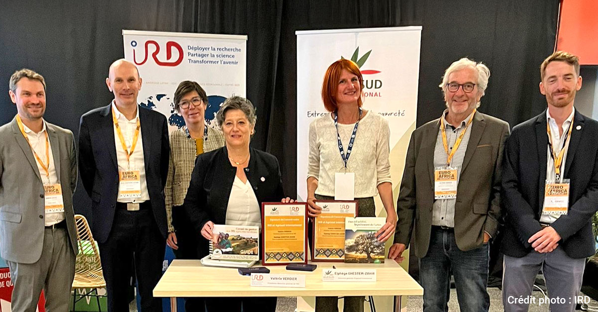 Agrisud et l’IRD signent une convention cadre pour renforcer leur coopération Agrisud et l’IRD signent une convention cadre pour renforcer leur coopération