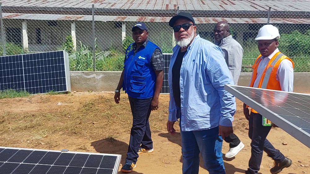 Réinventer l’électrification rurale en République Démocratique du Congo : de l’action publique à l’émergence d’un marché d’investissement dans le secteur de l’électricité